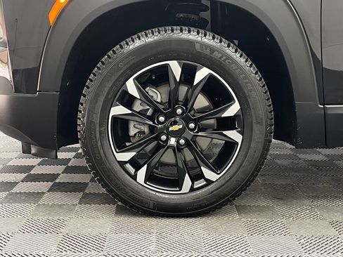 Used 2022 Chevrolet TrailBlazer LT AWD/4WD image 12