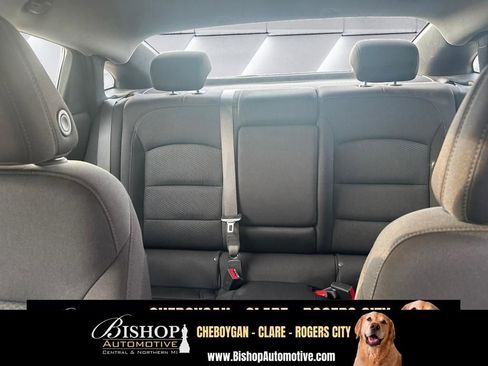 Used 2023 Chevrolet Malibu LT FWD image 17