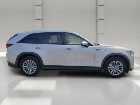 Used 2025 MAZDA CX-90 3.3 Turbo w/ Preferred Package AWD/4WD image 4