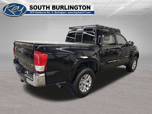 Used 2017 Toyota Tacoma SR5 w/ Tow Package AWD/4WD image 7