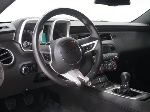 Used 2010 Chevrolet Camaro SS w/ RS Package RWD image 10