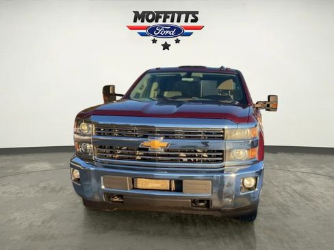 Used 2015 Chevrolet Silverado 3500 LT w/ LT Convenience Package image 8