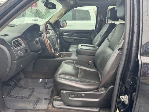 Used 2013 GMC Yukon XL Denali AWD/4WD image 17