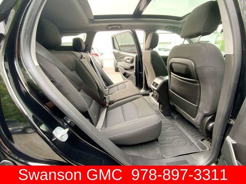 Certified 2023 GMC Terrain SLE w/ Driver Convenience Package AWD/4WD image 27