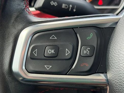 Used 2023 Jeep Gladiator Rubicon w/ LED Lighting Group AWD/4WD image 19