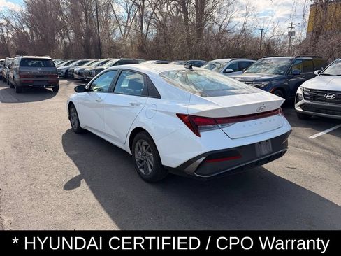 Certified 2024 Hyundai Elantra SEL FWD image 5