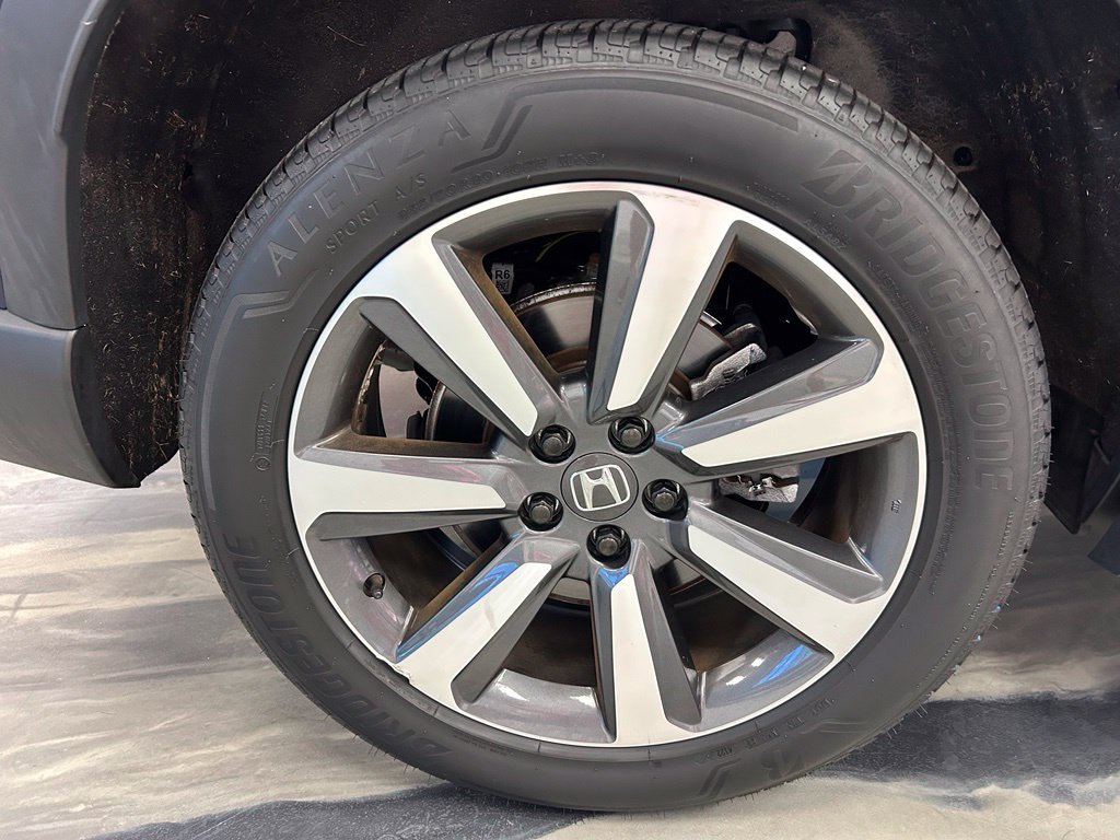Used 2023 Honda Pilot Touring image 25