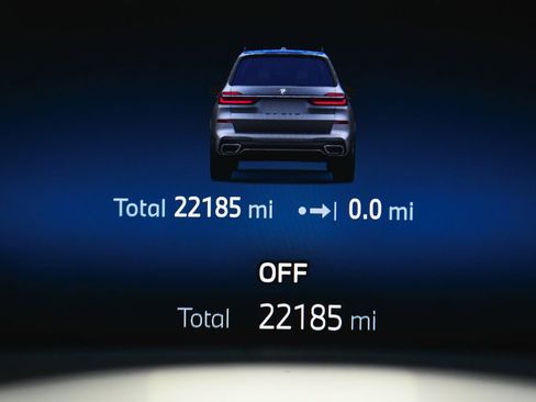 Used 2026 BMW X7 xDrive40i AWD/4WD image 23