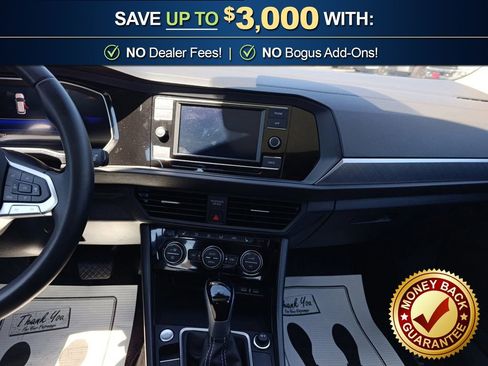 Used 2024 Volkswagen Jetta SE w/ Panoramic Sunroof Package FWD image 20