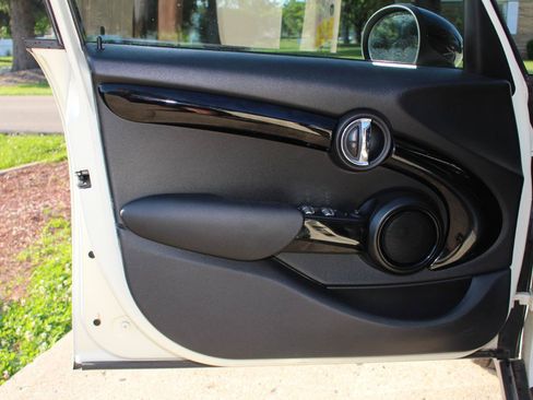 Used 2019 MINI Cooper S w/ Storage Package FWD image 11