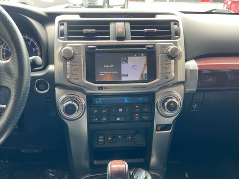 Used 2019 Toyota 4Runner Limited AWD/4WD image 33