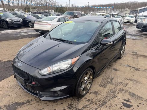Used 2016 Ford Fiesta ST image 1