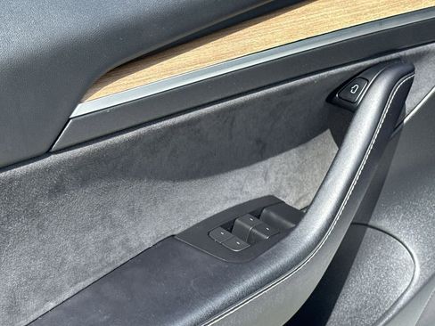 Used 2022 Tesla Model 3 Base image 28