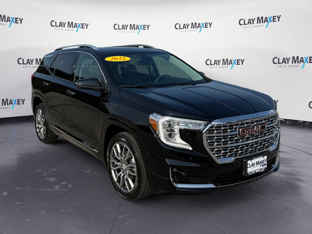 Used 2022 GMC Terrain Denali w/ Denali Premium Package AWD/4WD image 7