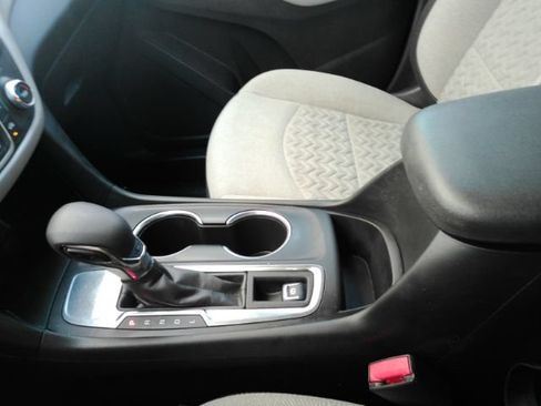 Used 2023 Chevrolet Equinox LS w/ LS Convenience Package FWD image 36