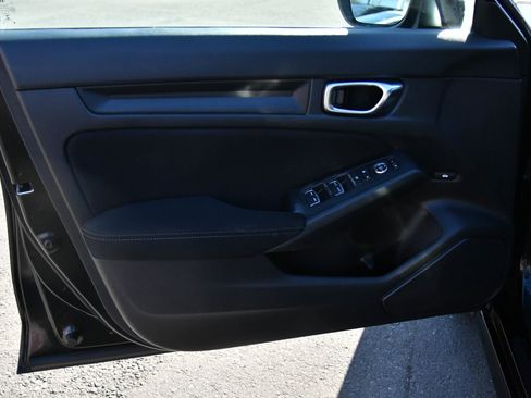 Used 2022 Honda Civic Sport image 13