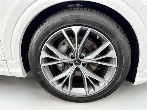 Used 2026 Audi Q8 Premium Plus w/ Premium Plus Package AWD/4WD image 32
