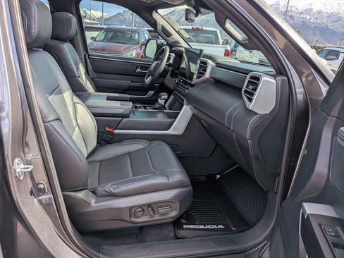 Used 2024 Toyota Sequoia Platinum AWD/4WD image 32