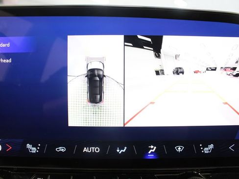 Used 2024 Chevrolet Blazer EV LT AWD/4WD image 4