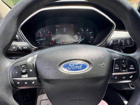 Used 2020 Ford Escape SE image 41