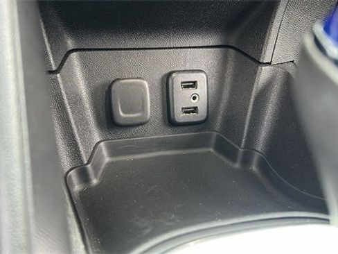 Used 2018 Chevrolet Volt Premier image 18