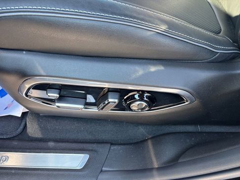 New 2025 Jeep Grand Cherokee Overland w/ Adv Protech Group III AWD/4WD image 13