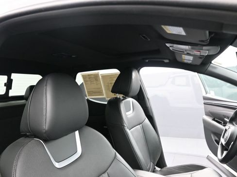 Certified 2024 Hyundai Santa Cruz Limited AWD/4WD image 22