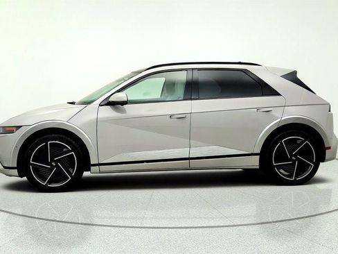 Used 2025 Hyundai Ioniq 5 Limited AWD/4WD image 8