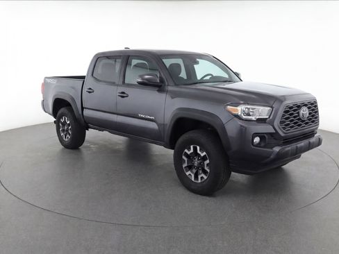 Used 2023 Toyota Tacoma TRD Off-Road AWD/4WD image 2