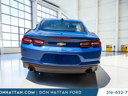 Used 2019 Chevrolet Camaro LT RWD image 28