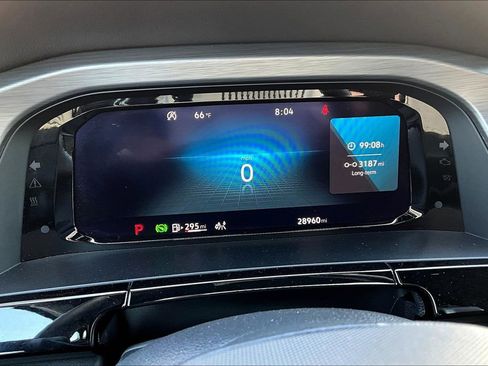 Used 2024 Volkswagen Atlas Cross Sport SE image 25