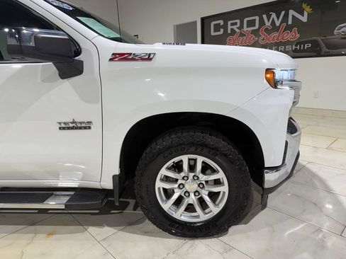 Used 2020 Chevrolet Silverado 1500 LT w/ Texas Edition image 6