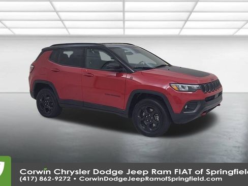Certified 2024 Jeep Compass Trailhawk image 2