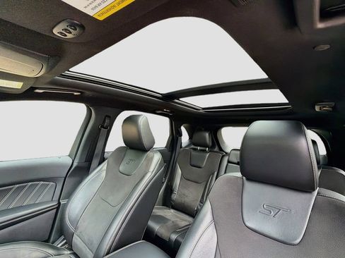 Used 2020 Ford Edge ST w/ Equipment Group 401A AWD/4WD image 25