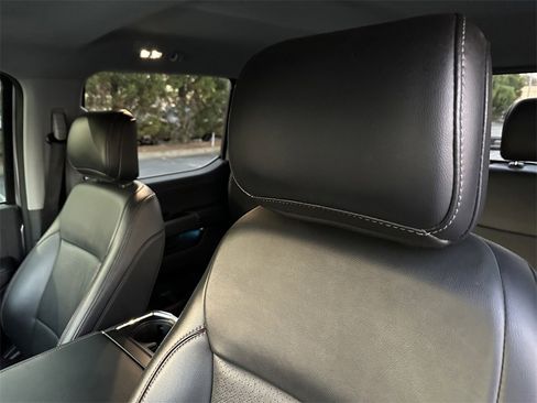 Used 2021 Ford F150 Lariat w/ Equipment Group 502A High image 17