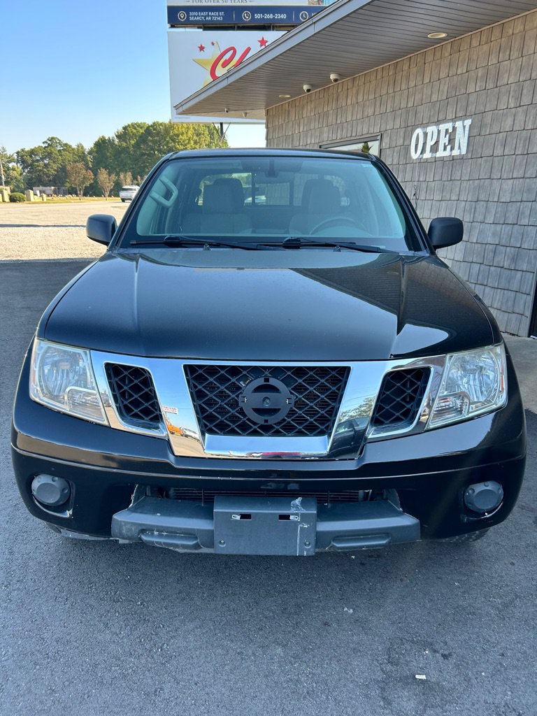Used 2019 Nissan Frontier SV RWD image 2
