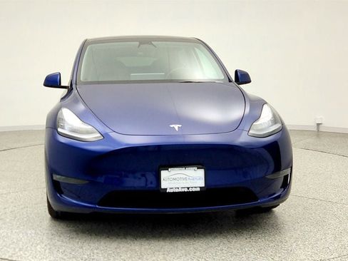 Used 2023 Tesla Model Y AWD image 2