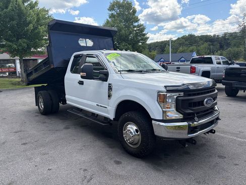 Used 2020 Ford F350 XL w/ Power Equipment Group AWD/4WD image 4