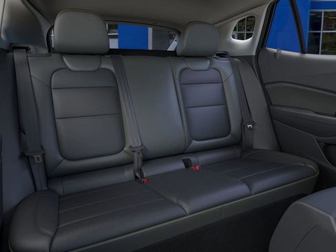 New 2025 Chevrolet Trax ACTIV w/ Driver Confidence Package image 17