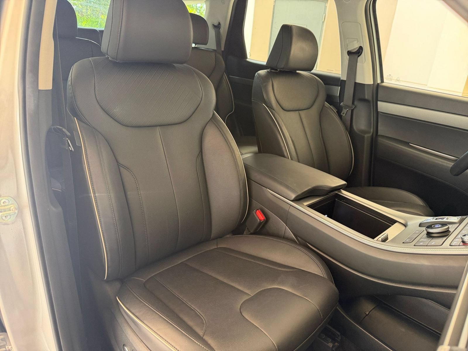 Used 2025 Hyundai Palisade SEL FWD image 34