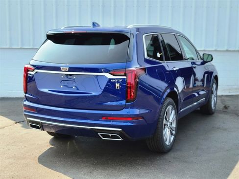 New 2024 Cadillac XT6 Premium Luxury w/ Platinum Package image 3