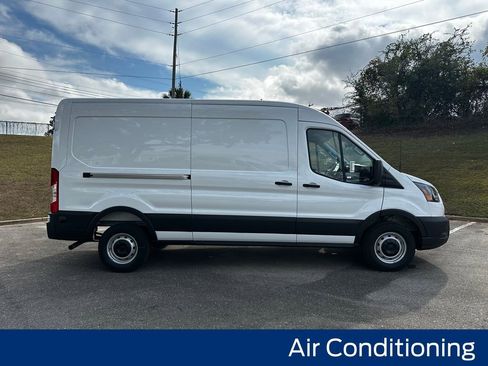 New 2026 Ford Transit 250 148 Medium Roof w/ Load Area Protection Package image 7