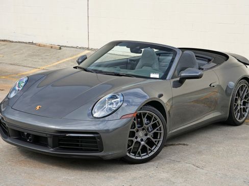 Used 2024 Porsche 911 Carrera w/ Premium Package RWD image 49