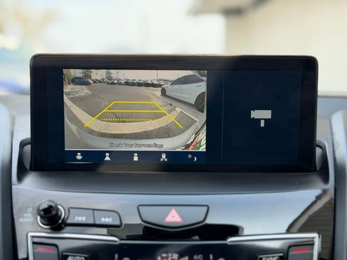 Used 2025 Acura RDX SH-AWD image 37