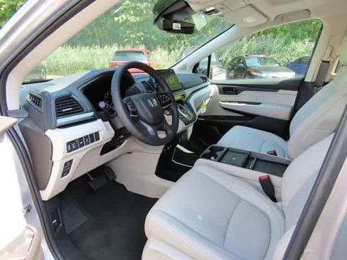 New 2026 Honda Odyssey EX-L image 2