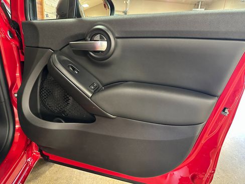 Used 2023 FIAT 500X Sport w/ Technology Group image 23