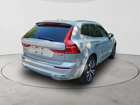 Certified 2023 Volvo XC60 B5 Plus w/ Climate Package AWD/4WD image 5