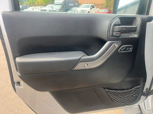 Used 2011 Jeep Wrangler Sport AWD/4WD image 13