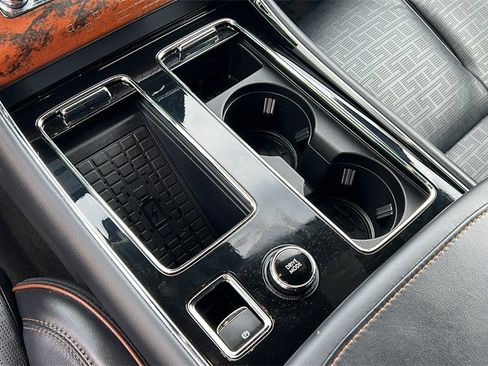 Used 2025 Lincoln Aviator Black Label w/ Black Label Special Edition image 18