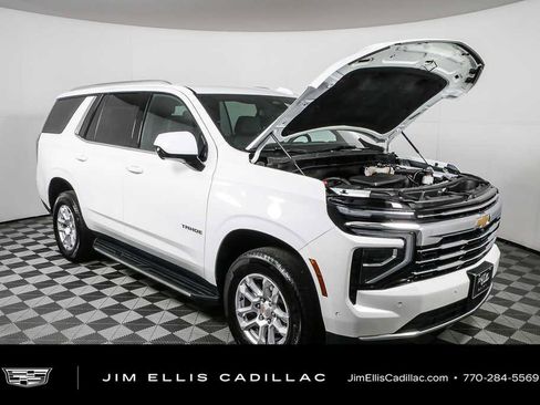 Used 2025 Chevrolet Tahoe LT RWD image 36